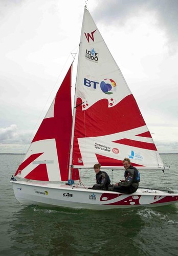 Ludo Completes the 2,500 mile circumnavigation ©  SW